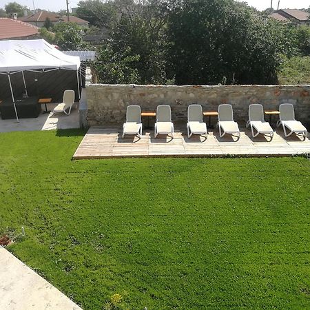 Вила Христови Bŭlgarevo Exteriör bild
